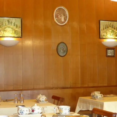 여관 Gritschacher 2*